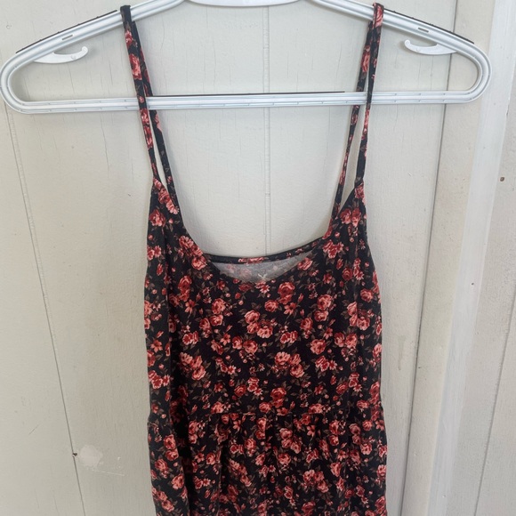 AMERICAN EAGLE ORANGE RED BLACK FLORAL TANK BABYDOLL TOP - Picture 3 of 3
